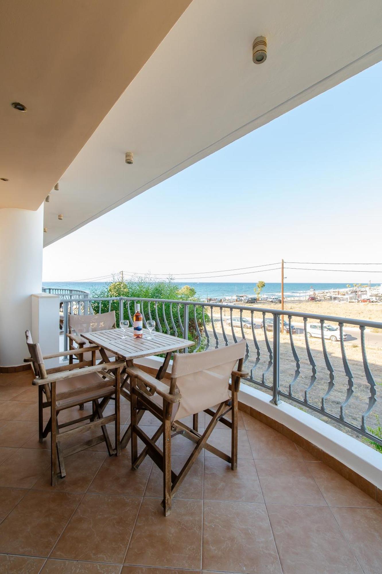Kahlua Bay Apartments Hersonissos  Oda fotoğraf